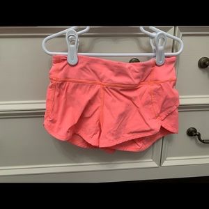 Size 7 Girls Shorts - image 1